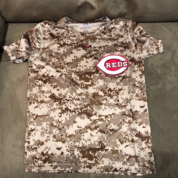 Majestic Other - Cincinnati Reds Majestic Youth Medium 10/12 Camo Shirt Brown Tan